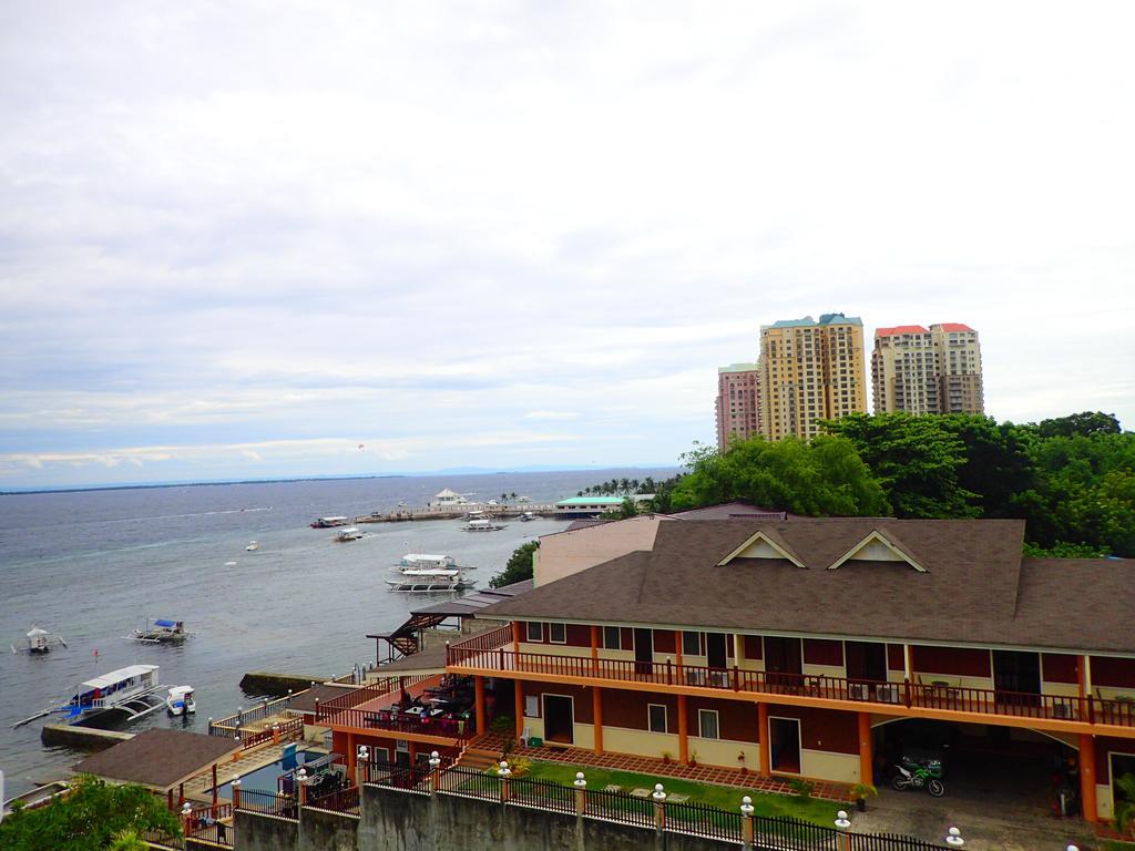 Aozora Seaside Mactan Hotel Lapu-Lapu City Bagian luar foto