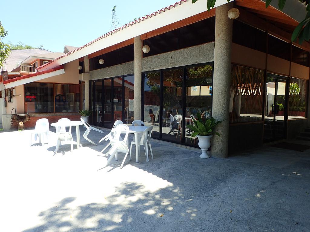 Aozora Seaside Mactan Hotel Lapu-Lapu City Bagian luar foto