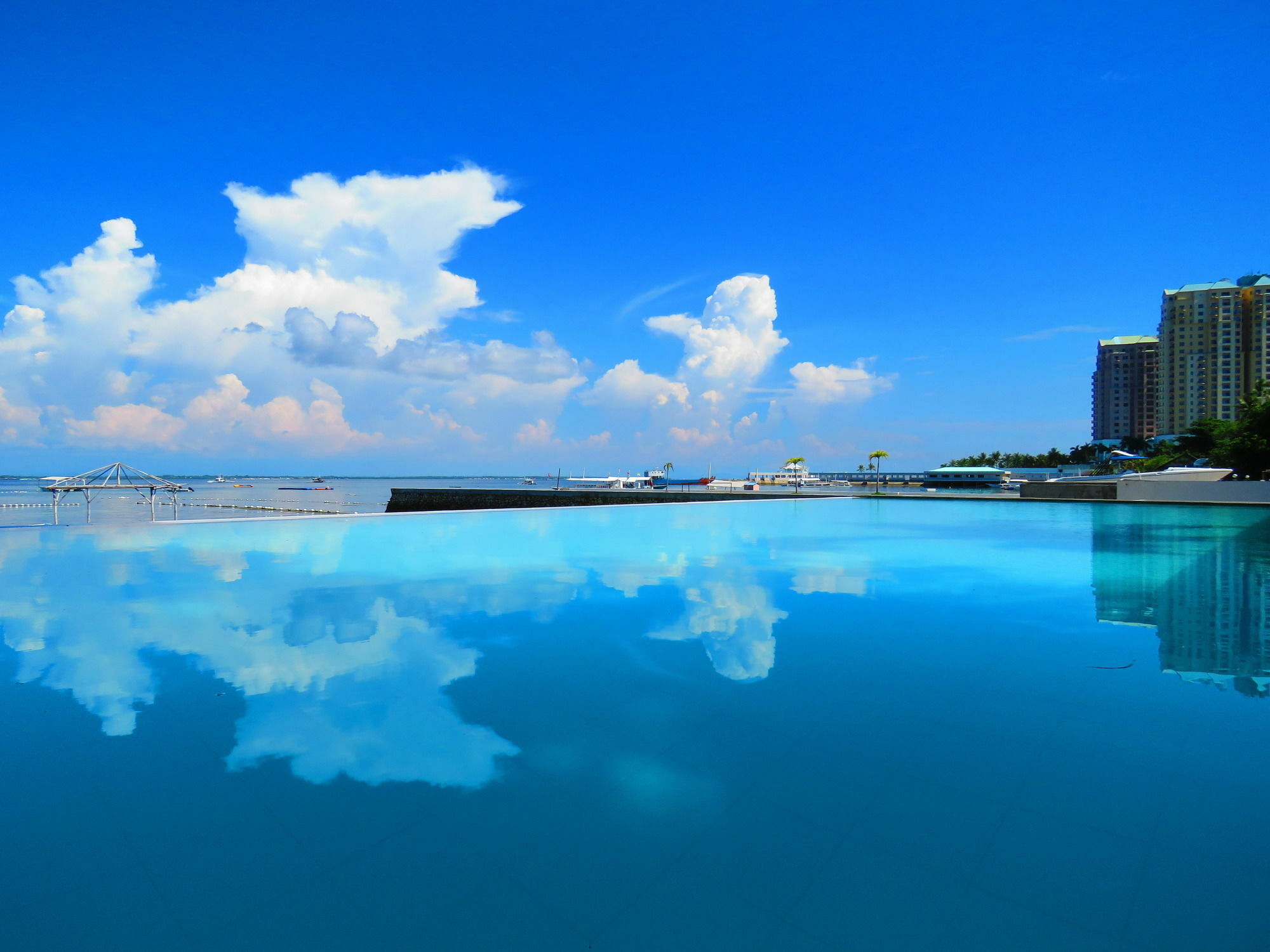 Aozora Seaside Mactan Hotel Lapu-Lapu City Bagian luar foto