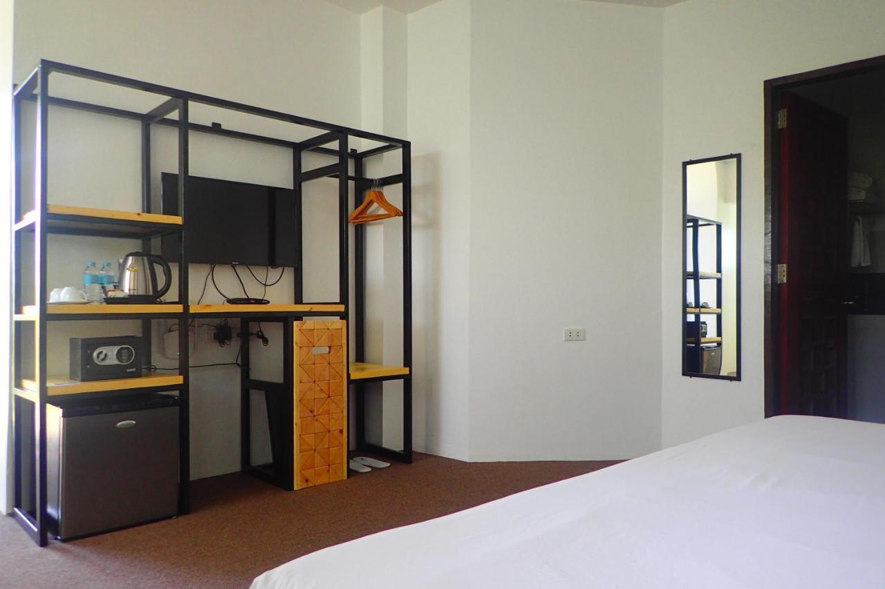 Aozora Seaside Mactan Hotel Lapu-Lapu City Bagian luar foto